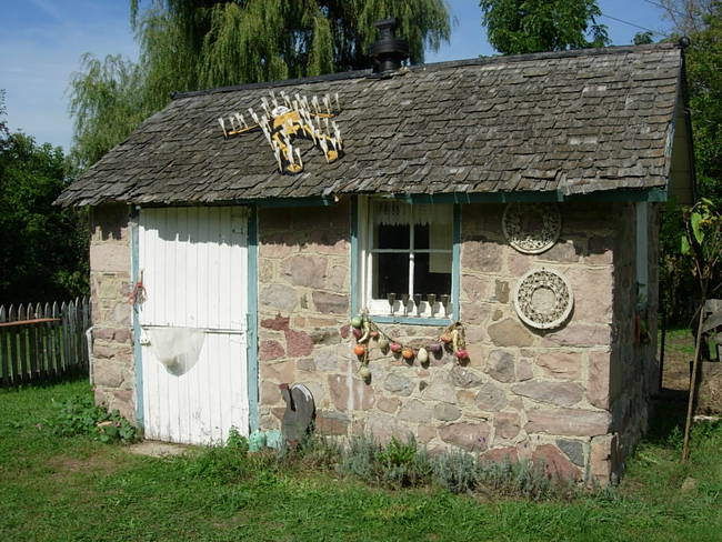 Swarm Costume, Susan's Farm 3