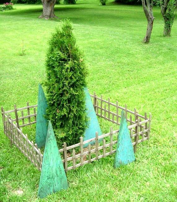 Visitation Hour, Variation 1, View 2.