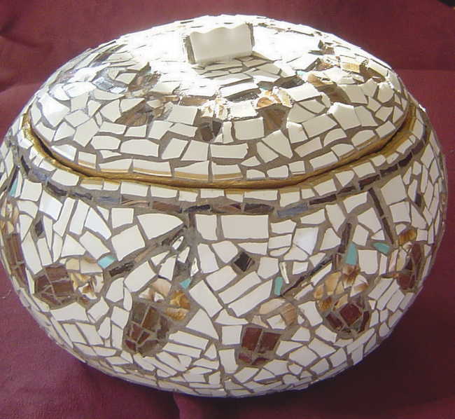 Acorn Container  9hx14Lx40girth