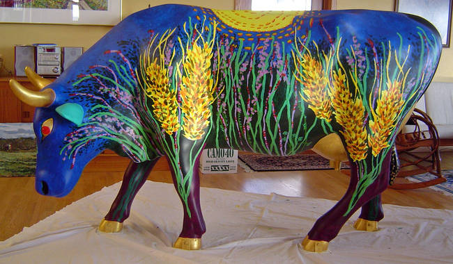 Salad Cow - side view