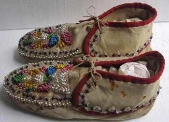 Well Made Quality Iroqouis Mocasins Early 29th C.