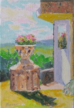 Sunny Urn